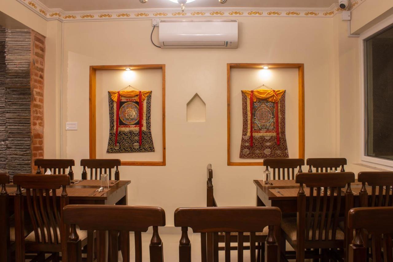 Hotel Himalayan Glacier Nagarkot Bagian luar foto