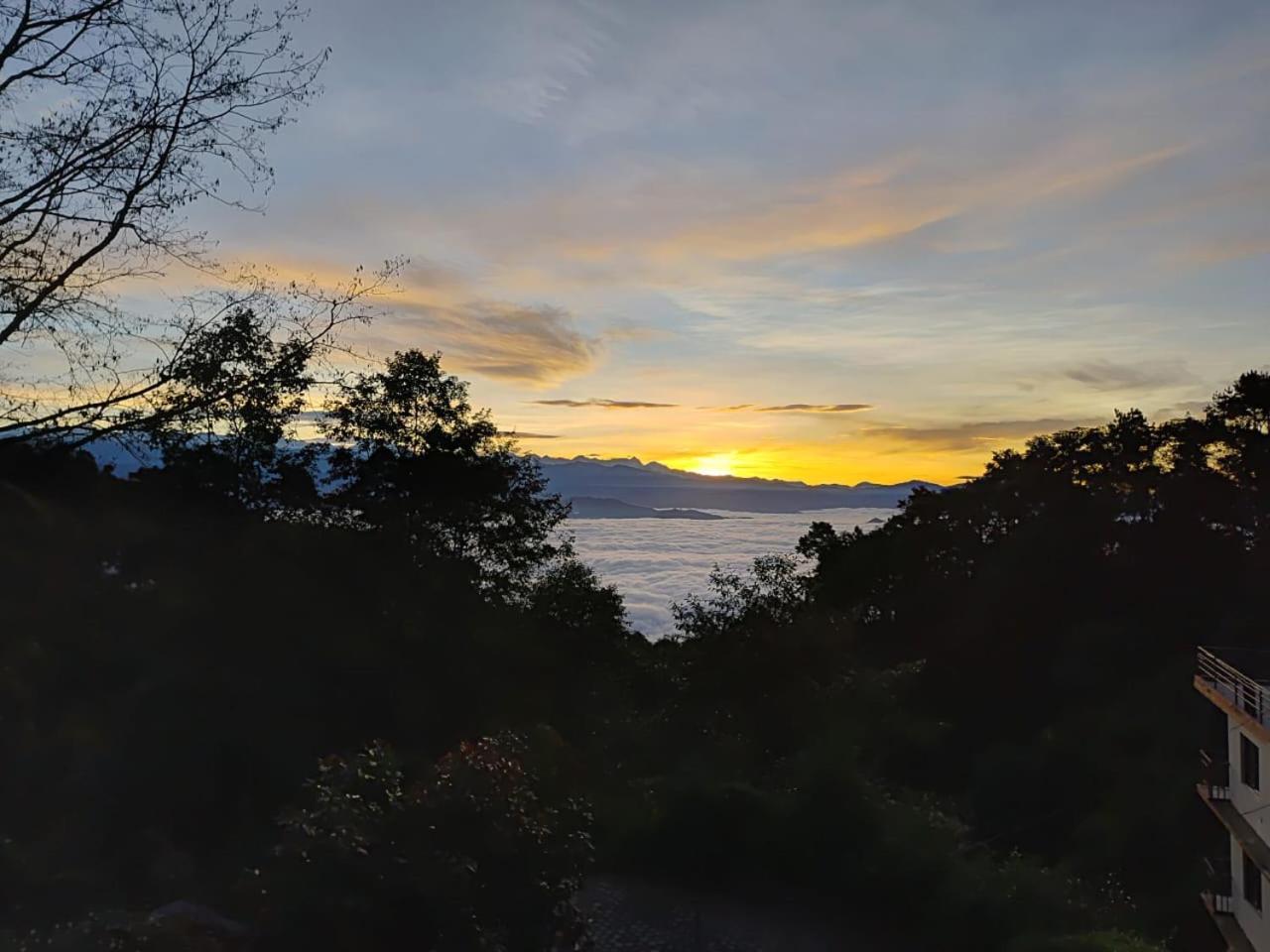 Hotel Himalayan Glacier Nagarkot Bagian luar foto